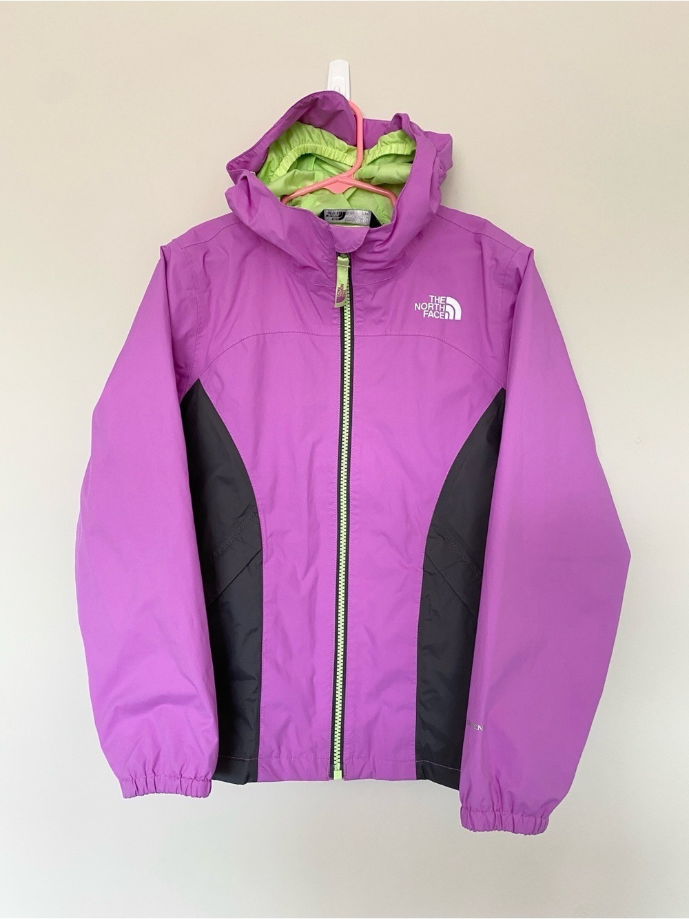 The North Face Girlโs Dryvent Hooded Light Jacket Sz 7-8 (S)